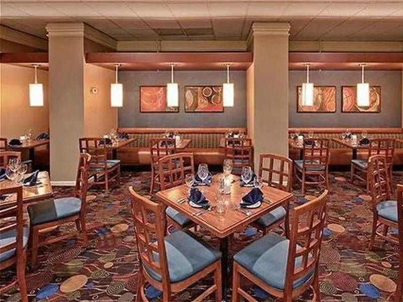 Holiday Inn Los Angeles - Lax Airport By Ihg 3*,